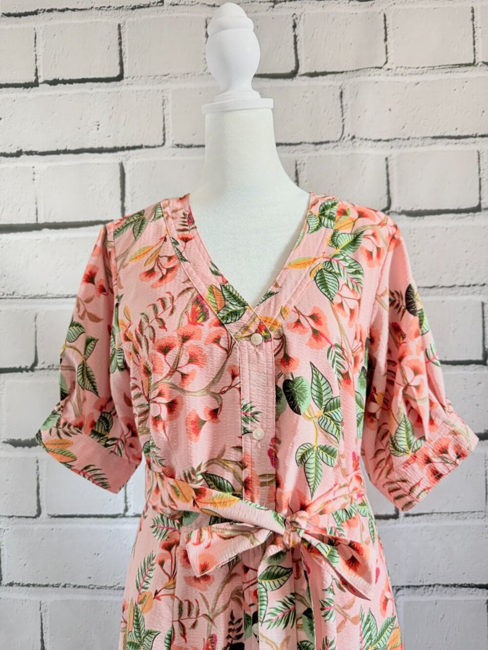 LOFT Pink Floral Tie Waist Midi Dress Size 2 Lined Button Front - Picture 6 of 13